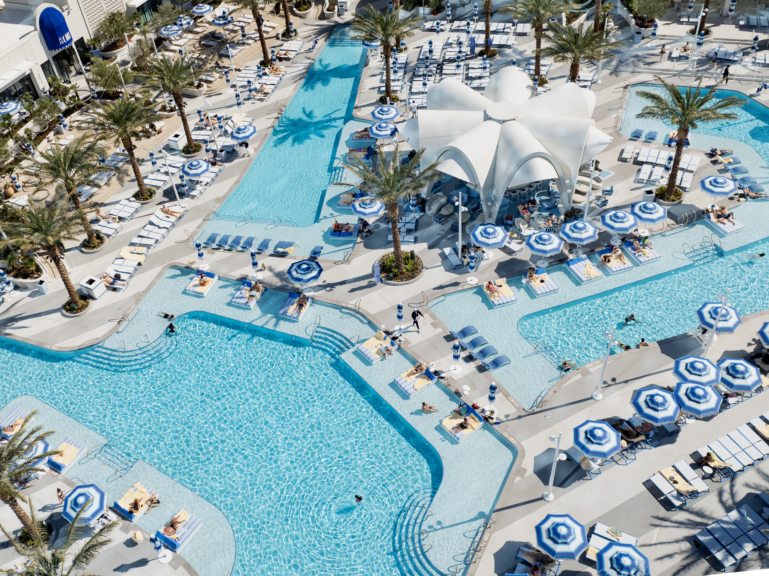 Grand Pool 3 (1)
